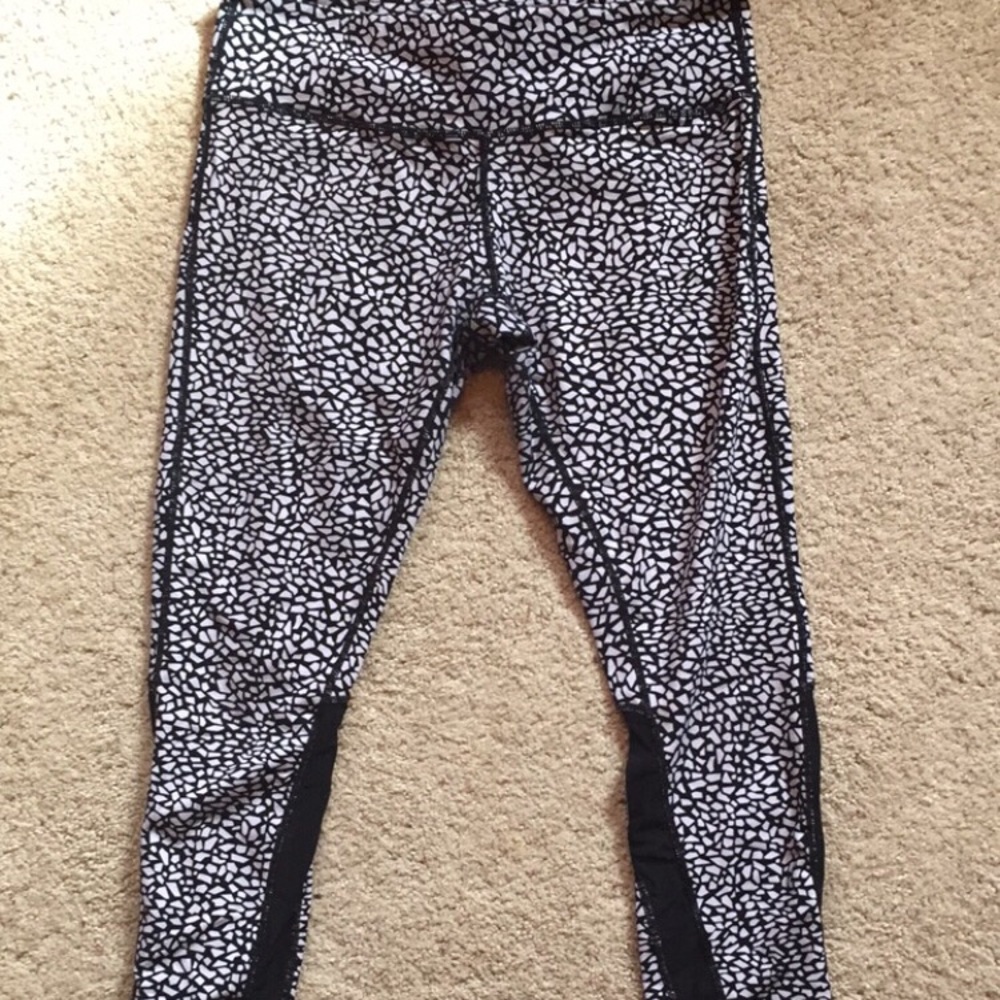 Knock off LuLus